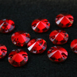 Siam színű kör alakú kristály