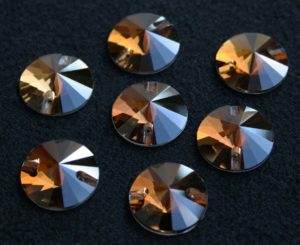 Smoked Topaz színű kör alakú kristály