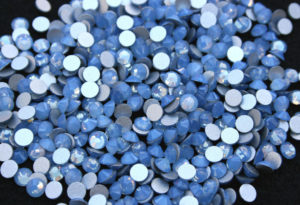 Blue Opal színű ragasztható kristálykő