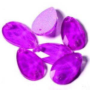 Neon Purple színű csepp alakú kristály