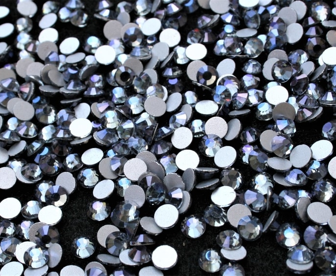 Gray AB színű ragasztható kristálykő