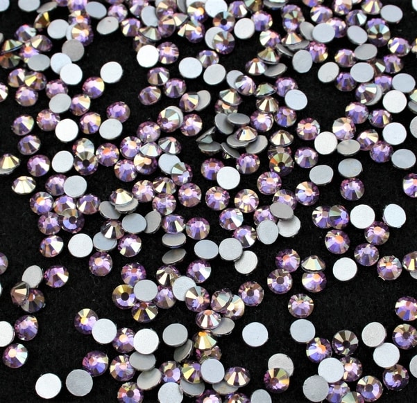 Light Amethyst Shimmer ragasztható kristálykő
