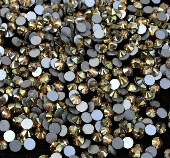 Light Colored Topaz Shimmer strassz