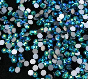 strassz green zircon ab