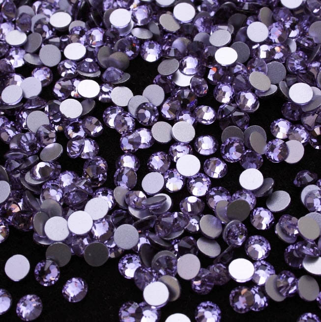 Violet színű ragasztható kristálykő
