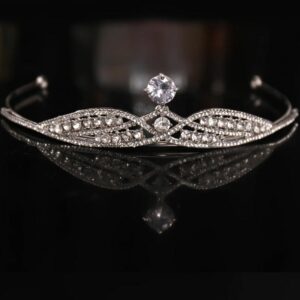 Különleges formájú hercegnői tiara