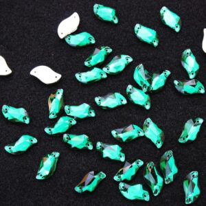 Emerald színű kristálykő