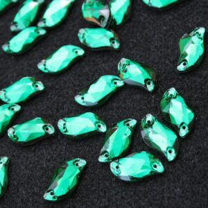 Emerald színű kristálykő
