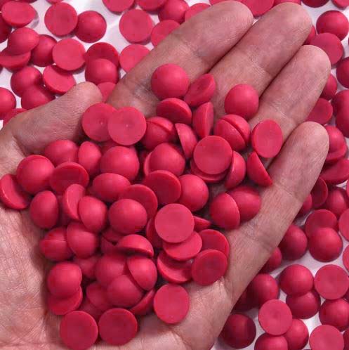 Matt f&eacute;lgy&ouml;ngy t&eacute;glapiros sz&iacute;nben