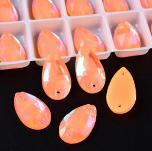 Neon Orange AB színű csepp alakú kristály