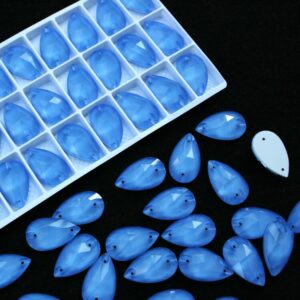 Neon Light Blue színű csepp alakú kristály