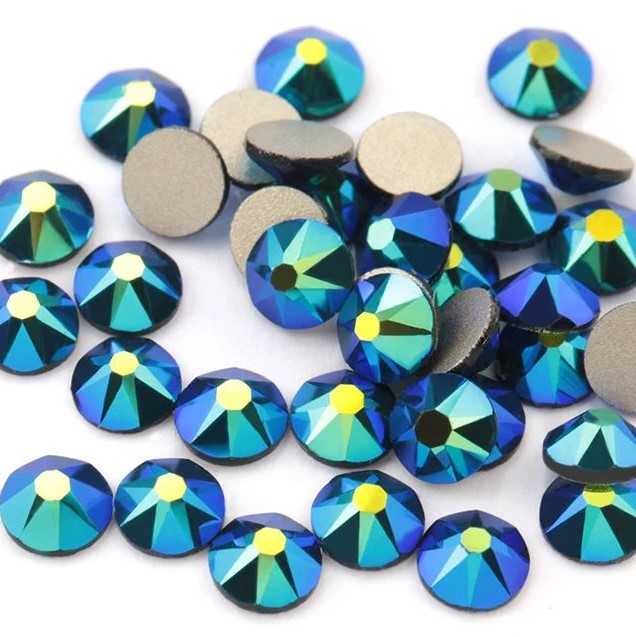 Xirius Green Zircon AB ragasztható kristálykő