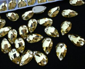 Jonquil színű csepp alakú kristály