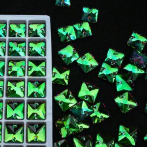 Green Volcano színű négyzet alakú kristály