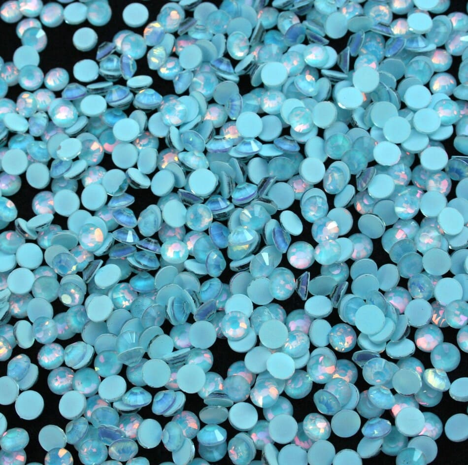 aquamarine mocha szinu ragaszthato kristalyko