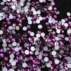 Plum Purple színű ragasztható kristálykő