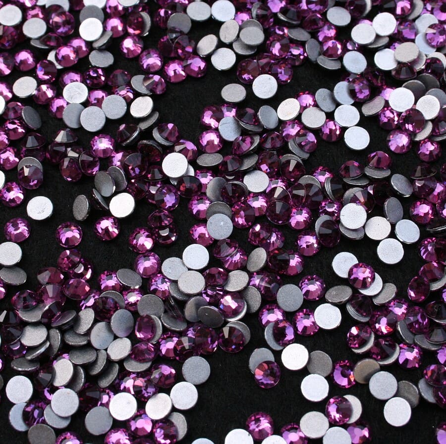 Plum Purple színű ragasztható kristálykő