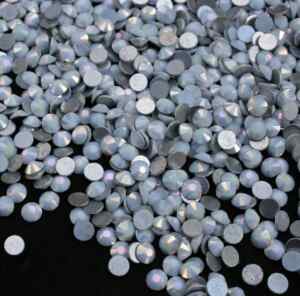 white ab szinu ragaszthato strasszko