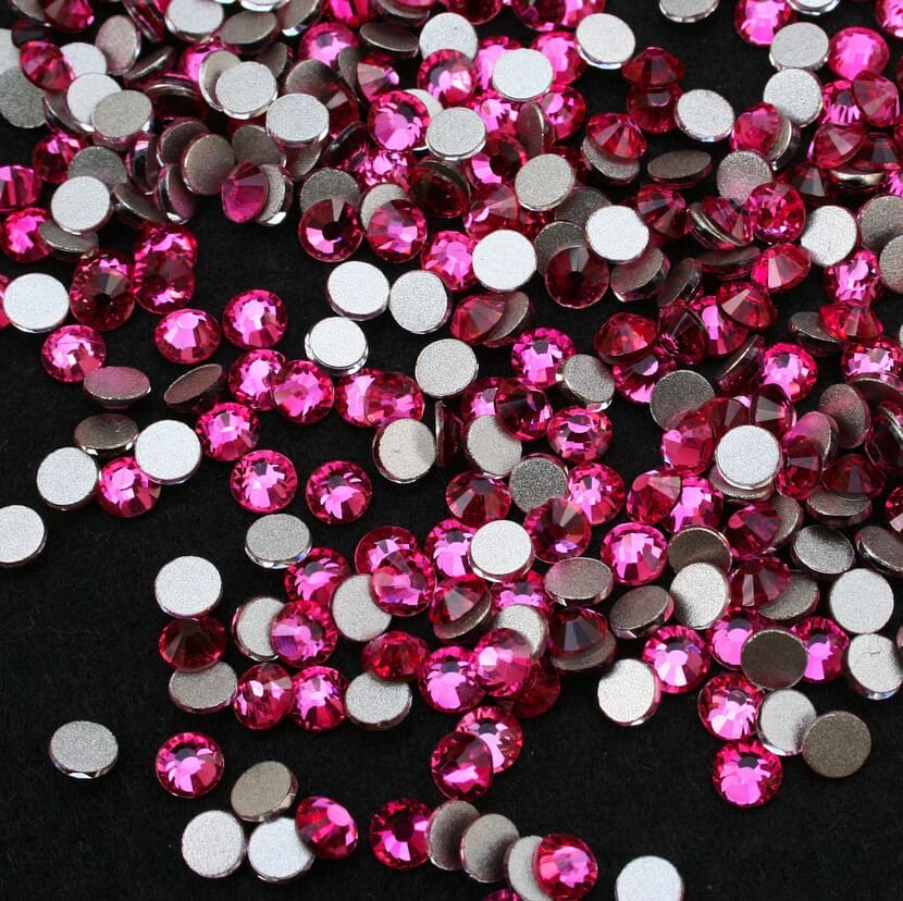 light pink ragaszthato kristalyko