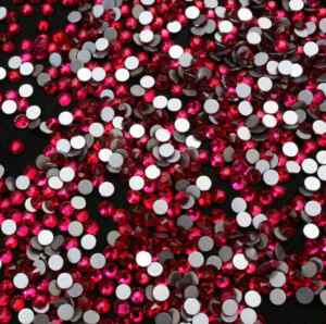 burgundy red ragaszthato kristalyko