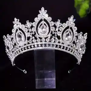 Esküvői tiara kristályköves díszítéssel (másolat)