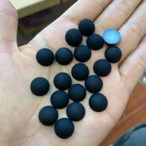 Matt félgyöngy fekete színben