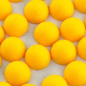 Matt félgyöngy sárga színben