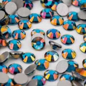 Magma Peacock színű ragasztható kristálykő