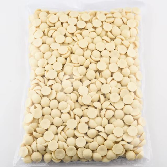 Matt félgyöngy ekrü színben