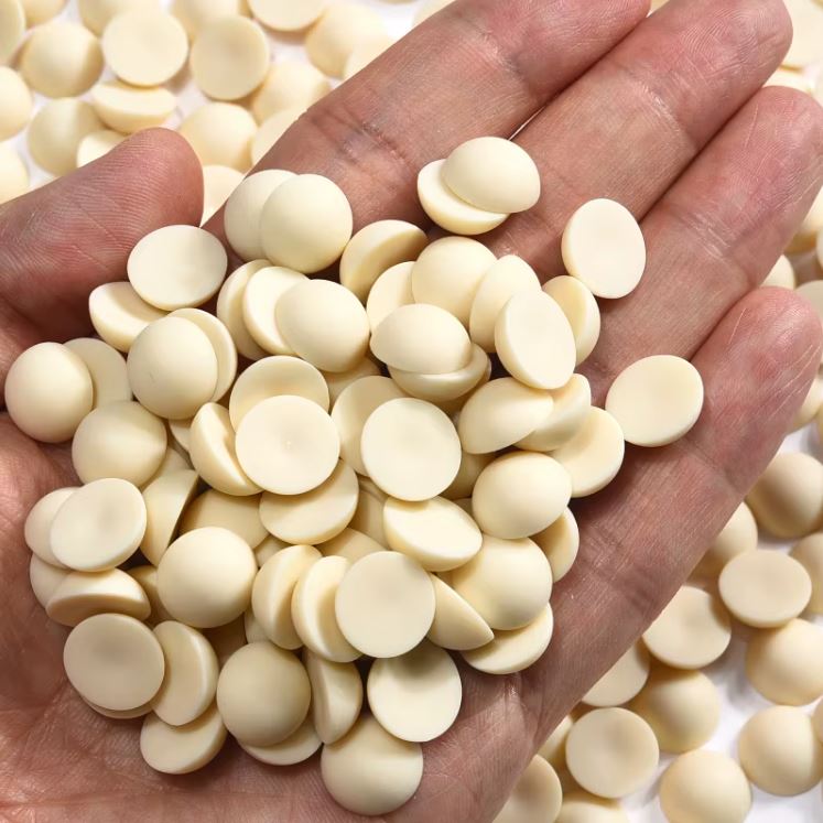 Matt f&eacute;lgy&ouml;ngy ekr&uuml; sz&iacute;nben