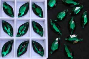 Emerald Dream színű levél alakú kristály (másolat)