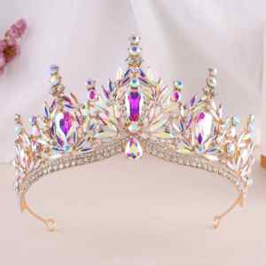 Színes tiara kristálykövekkel
